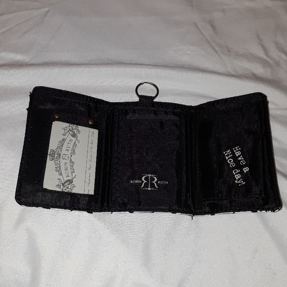 Robin Ruth Wallet - Picture 2 of 8
